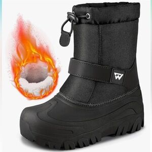 LACKWAR - (NWT) KID’S SNOW BOOTS - SIZE US 1